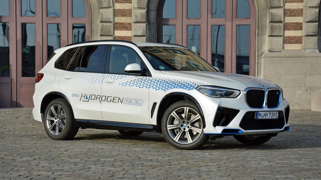 2023 BMW iX5 Prototype First Drive Review: The future isn’t (battery) electric