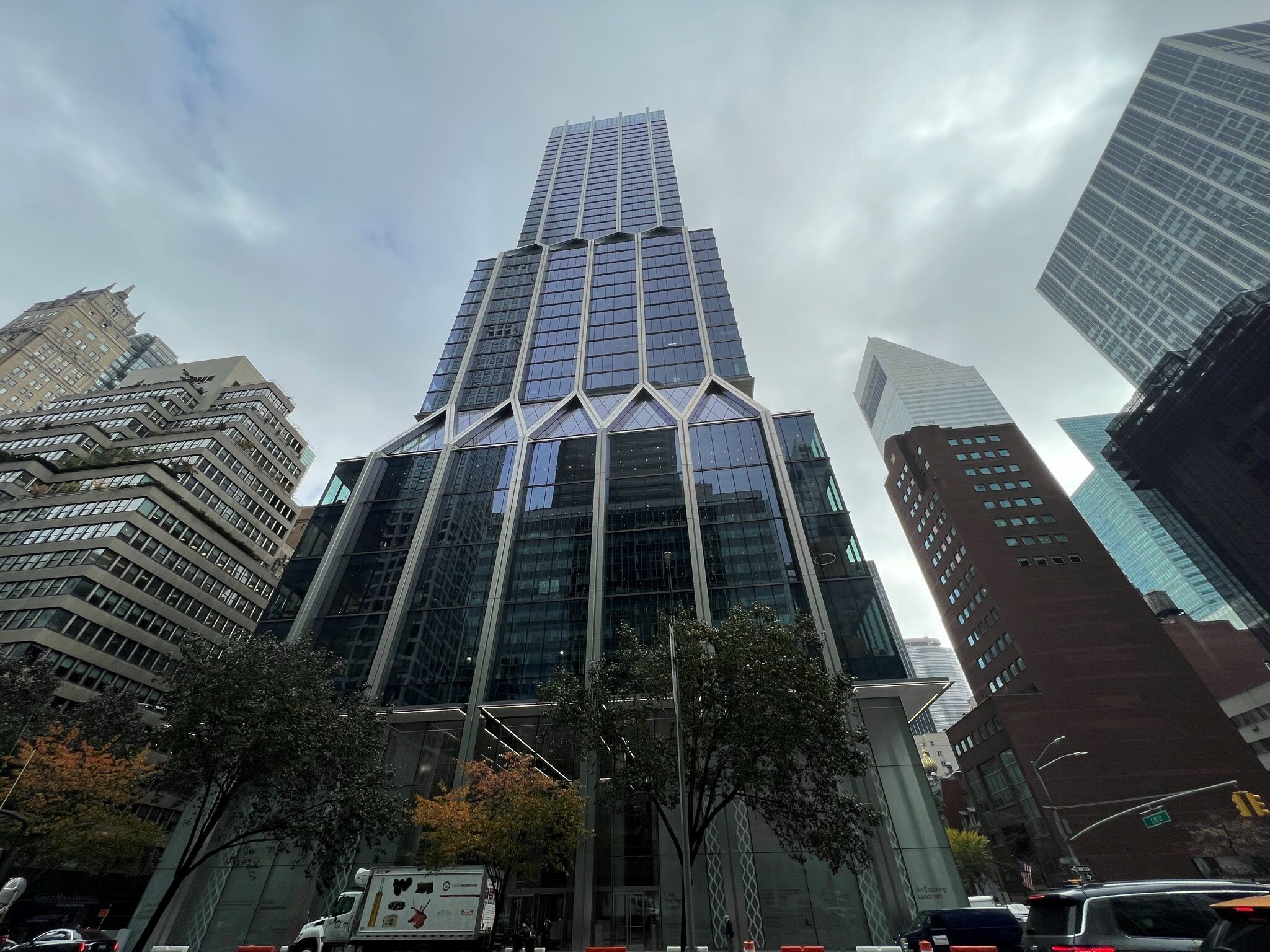 Newer-vintage buildings, like the recently completed 425 Park Ave. in Manhattan, figure to have a competitive advantage for as long as the office recession lasts. (Andria Cheng/CoStar)