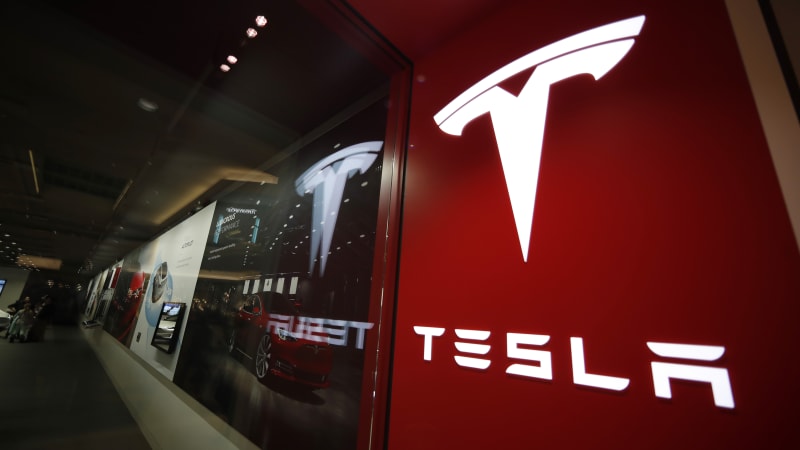 Tesla Autopilot workers in New York seek to unionize