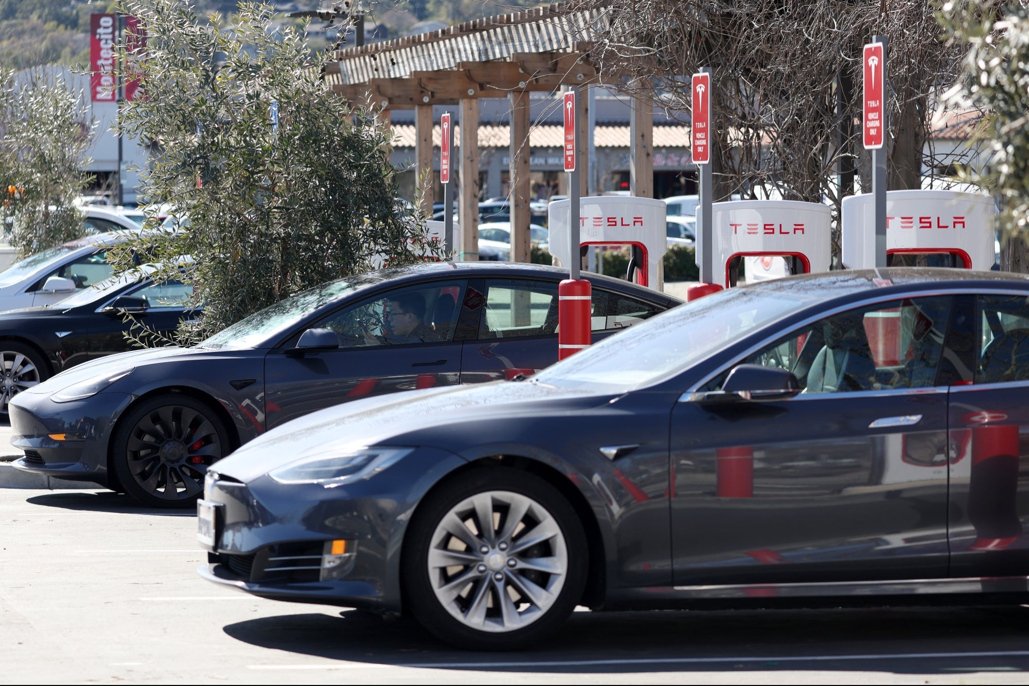 Tesla Recalling 362,000 Vehicles Over FSD Software Concerns