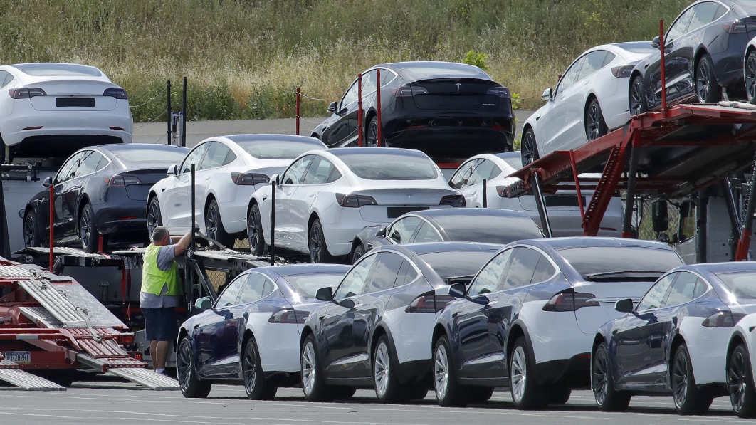 Tesla recalls 360,000 cars with 'Full Self-Driving' to address crash risks