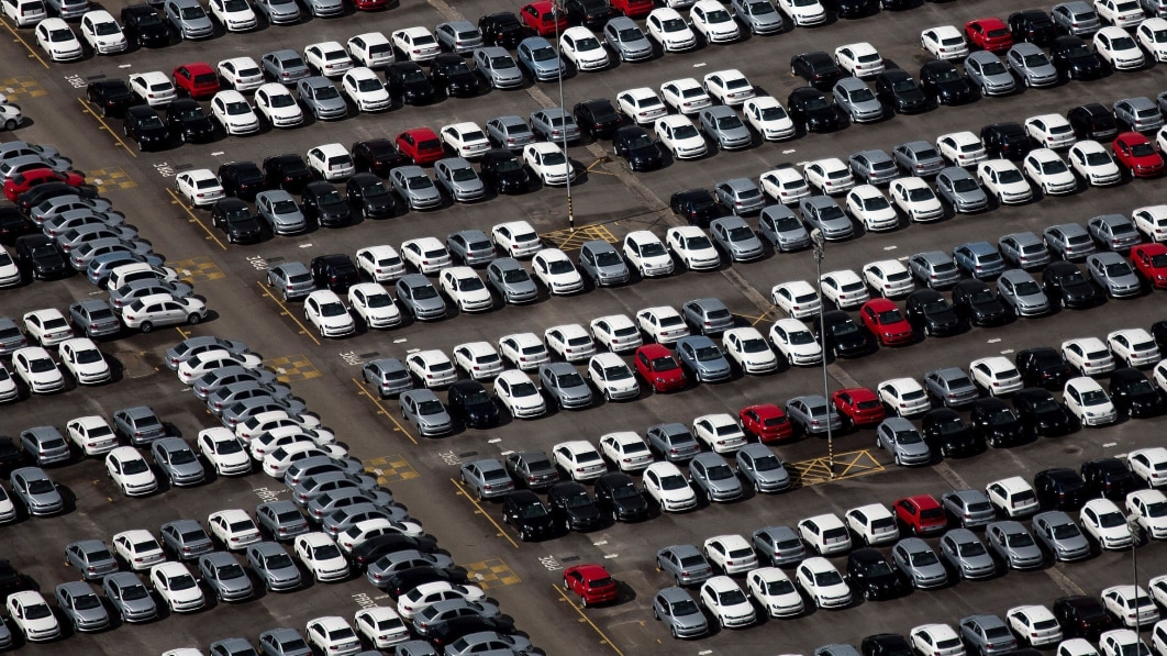 Car buyers rejoice: Discounts are making a comeback — but you might have to ask for them
