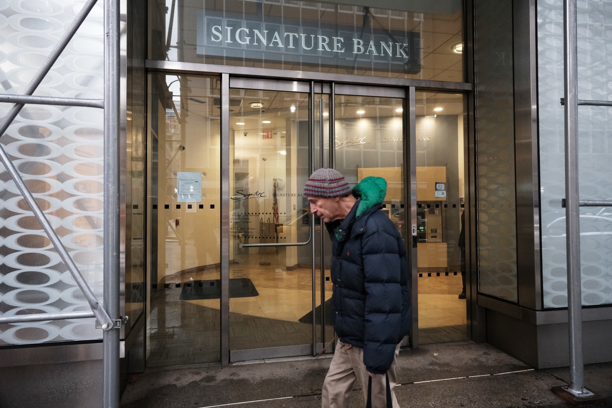 In Flagstar Bank’s deal to acquire some assets of the failed Signature Bank, it picked up 40 branches, which it plans to integrate into its own network. (Getty Images)
