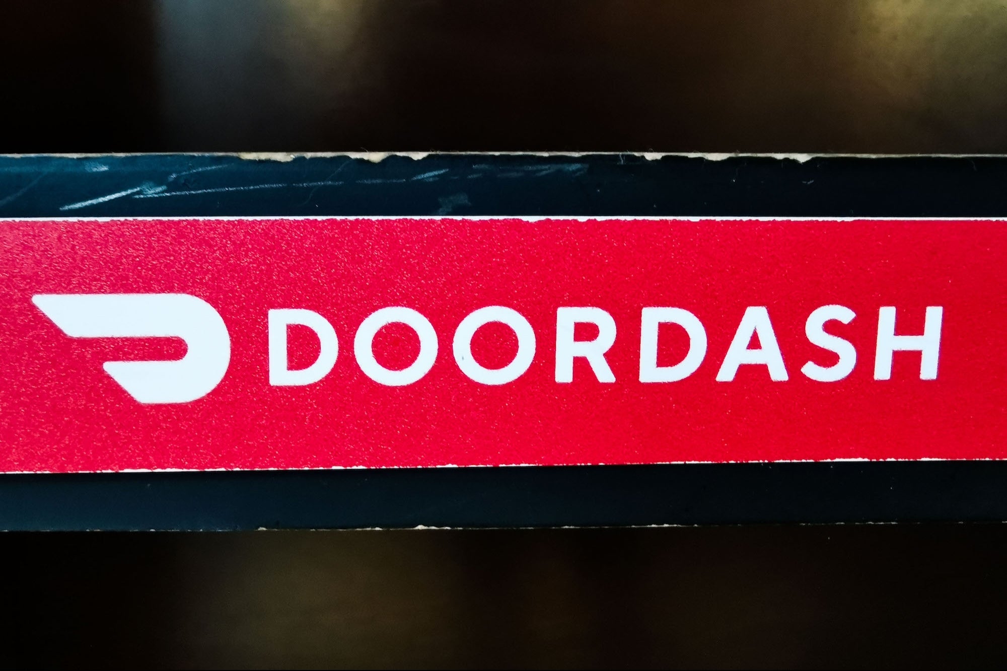 Doordash Delivery Driver Steals Pizza From Customer: Video
