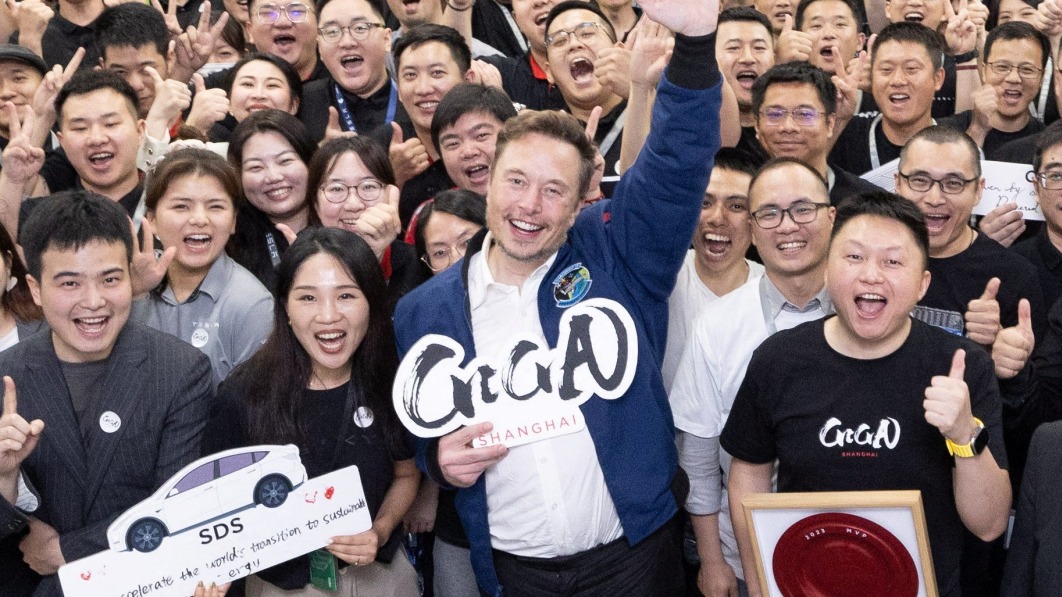 Elon Musk told Chinese Tesla workers late at night their hard work 'warms my heart' — 6 weeks after some complained